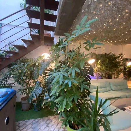 Le Des Tontons Holiday home *