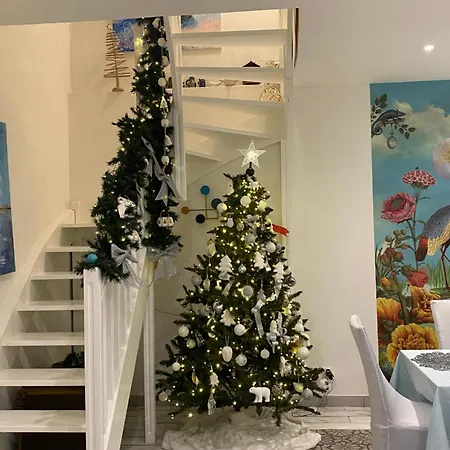 Le Des Tontons Holiday home *